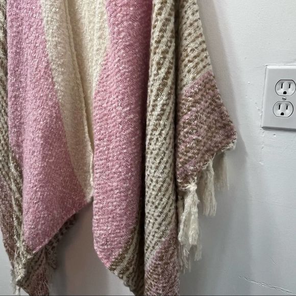 🎈Poncho Style Cardigan OS - Picture 8 of 16